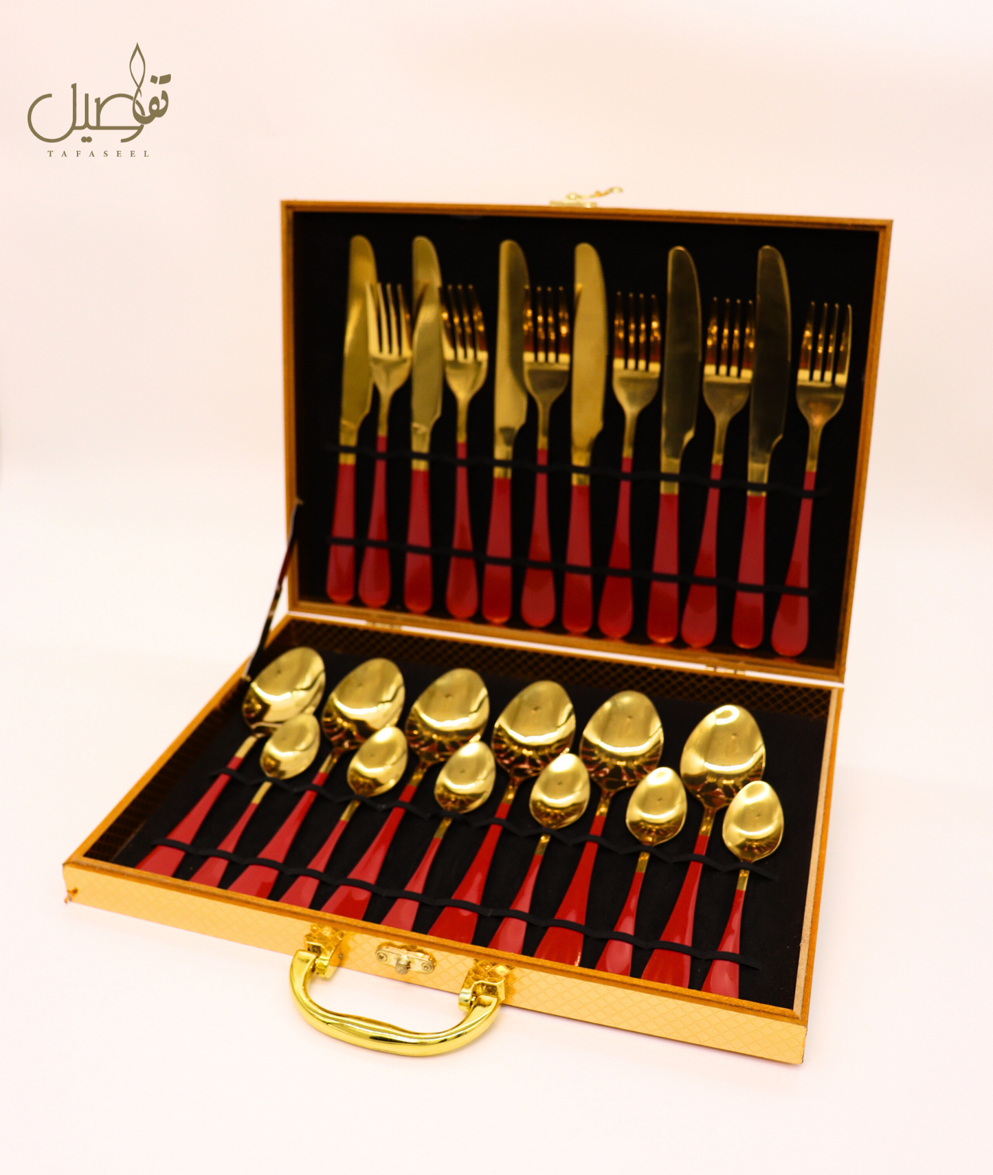 Set de couverts de 24 pièces