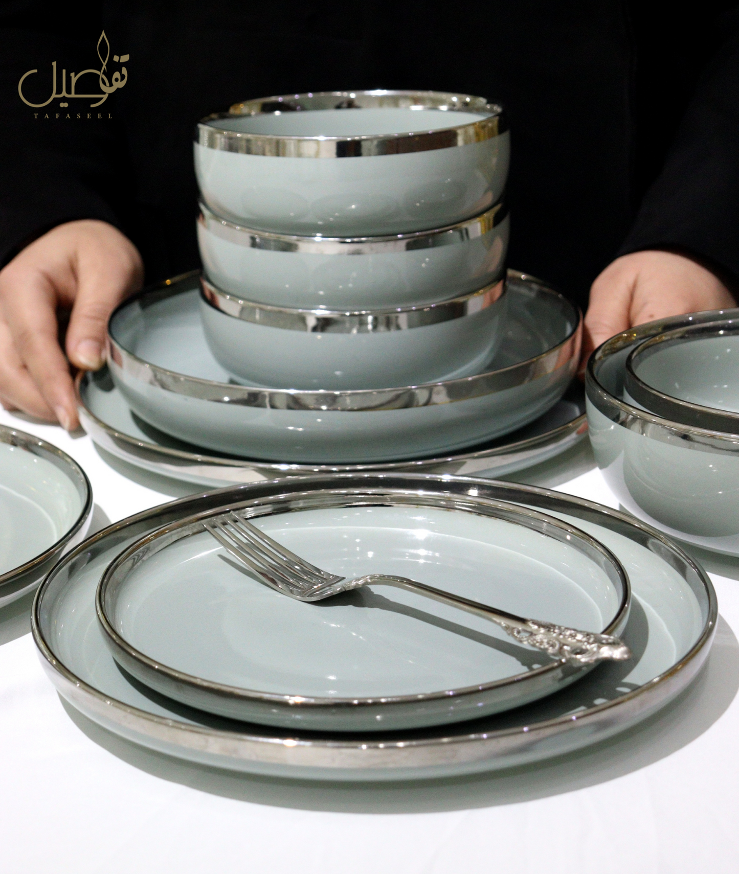 VAISSELLE PORCELAINE GRIS ARGENTE