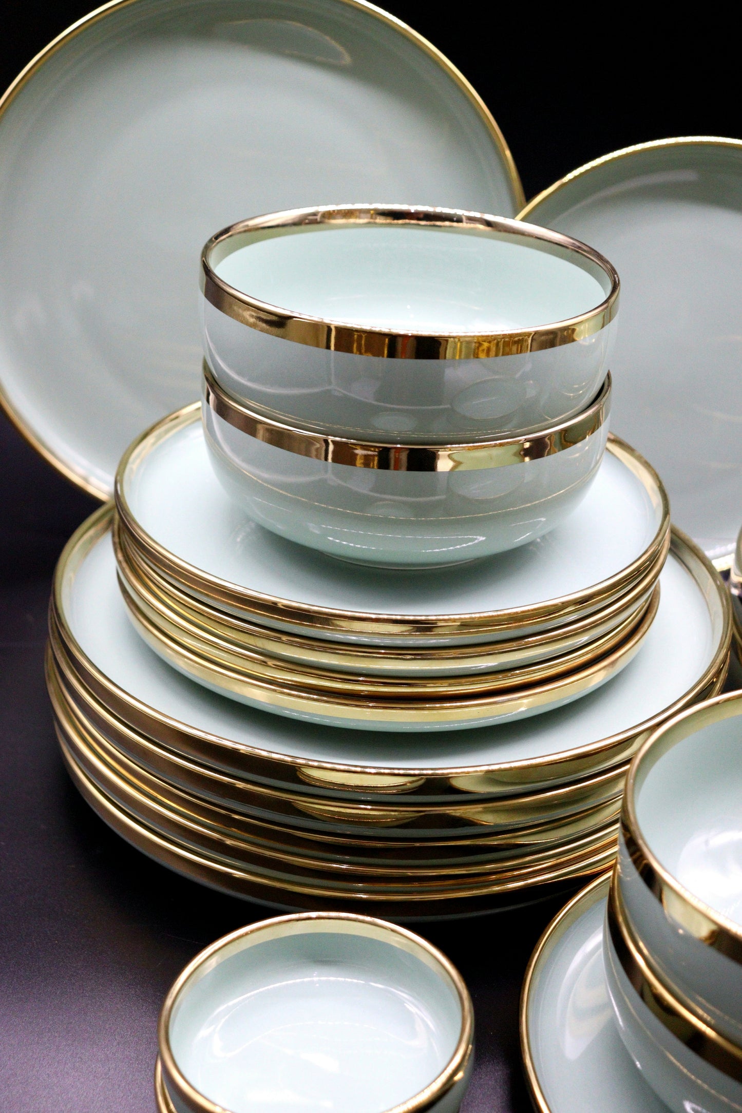 VAISSELLE PORCELAINE LISERÉ