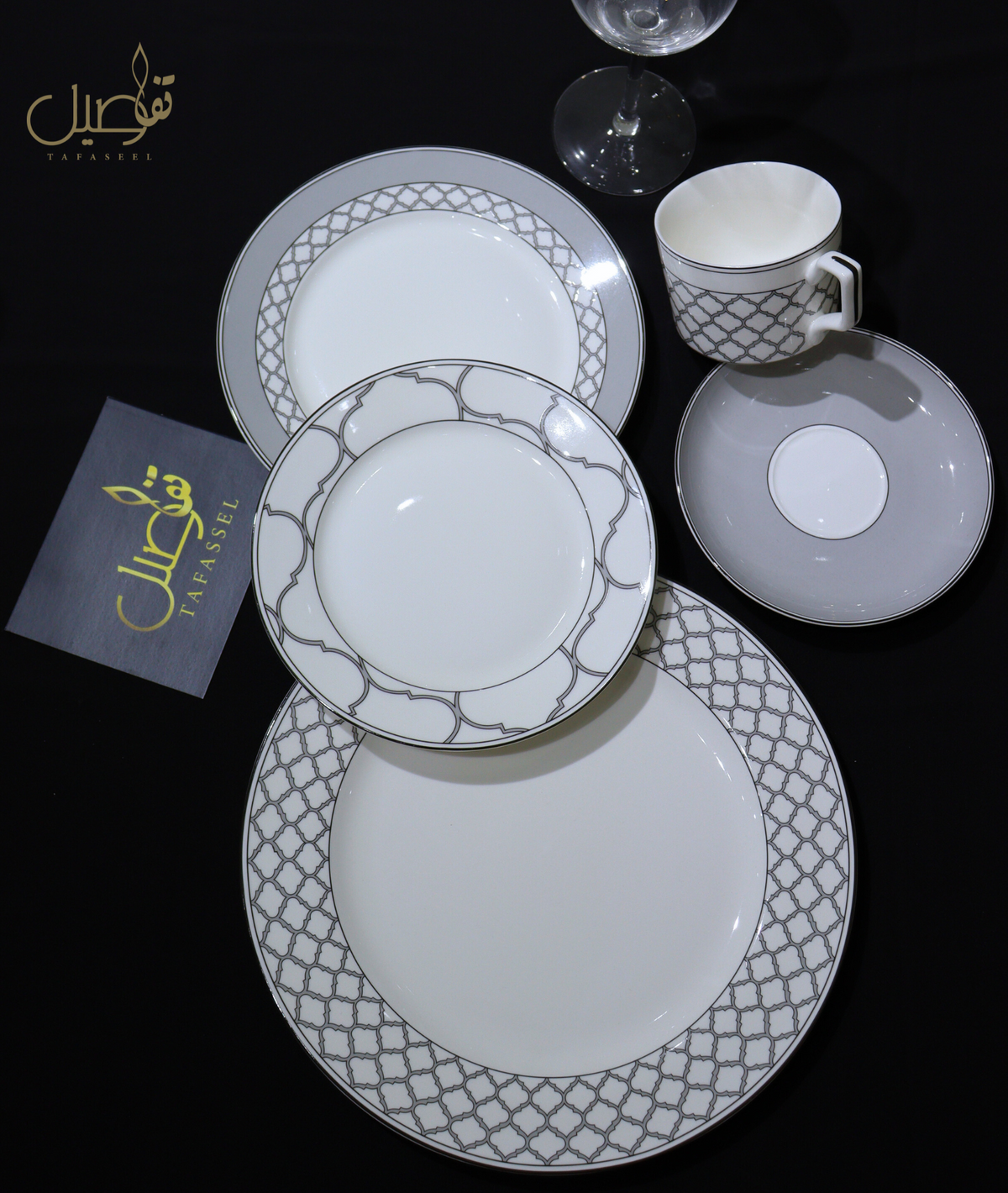 SERVICE DE TABLE 30 PCS
