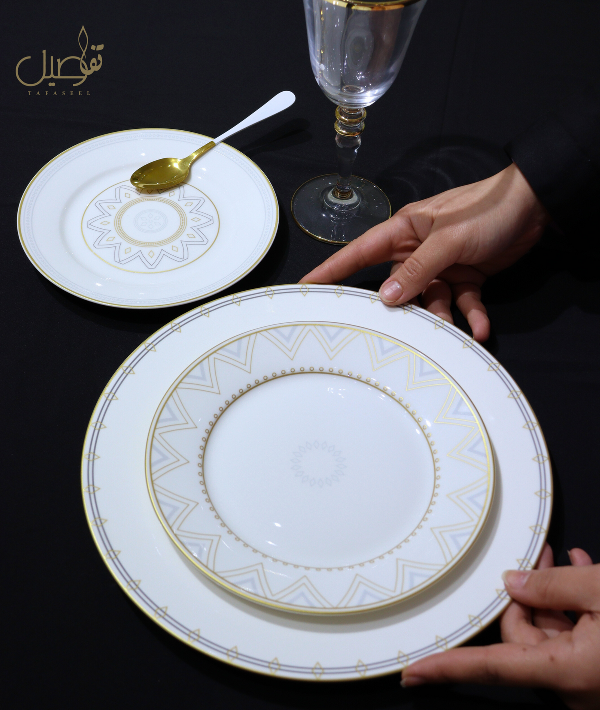 PACK D'ASSIETTE 18 PIECES