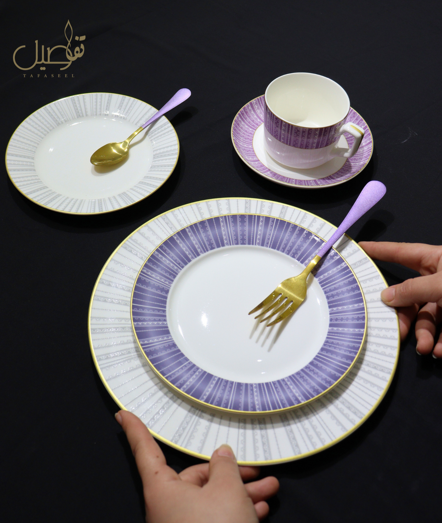 SERVICE DE TABLE 30 PIECES