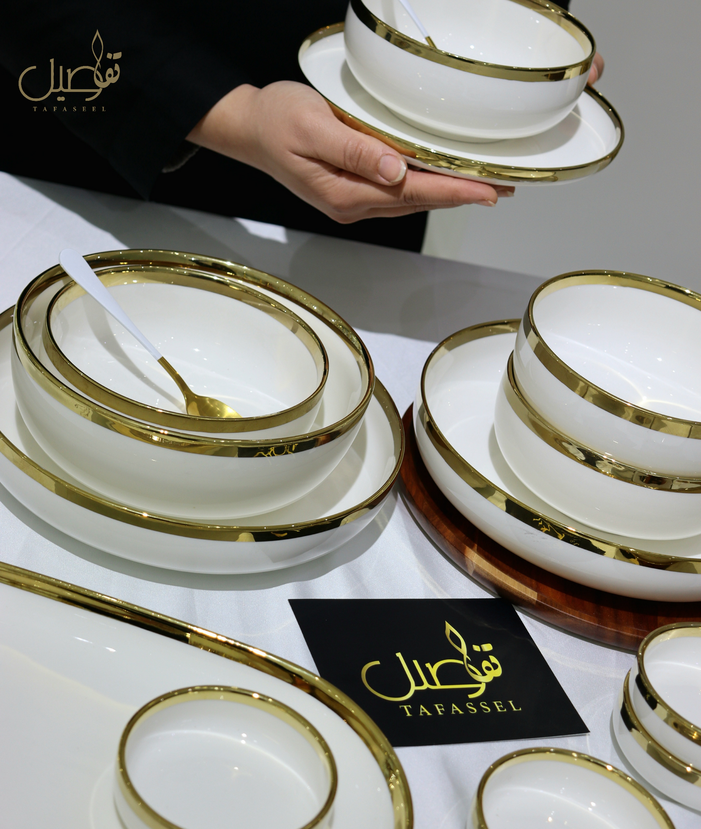 VAISSELLE PORCELAINE BLANC DORE