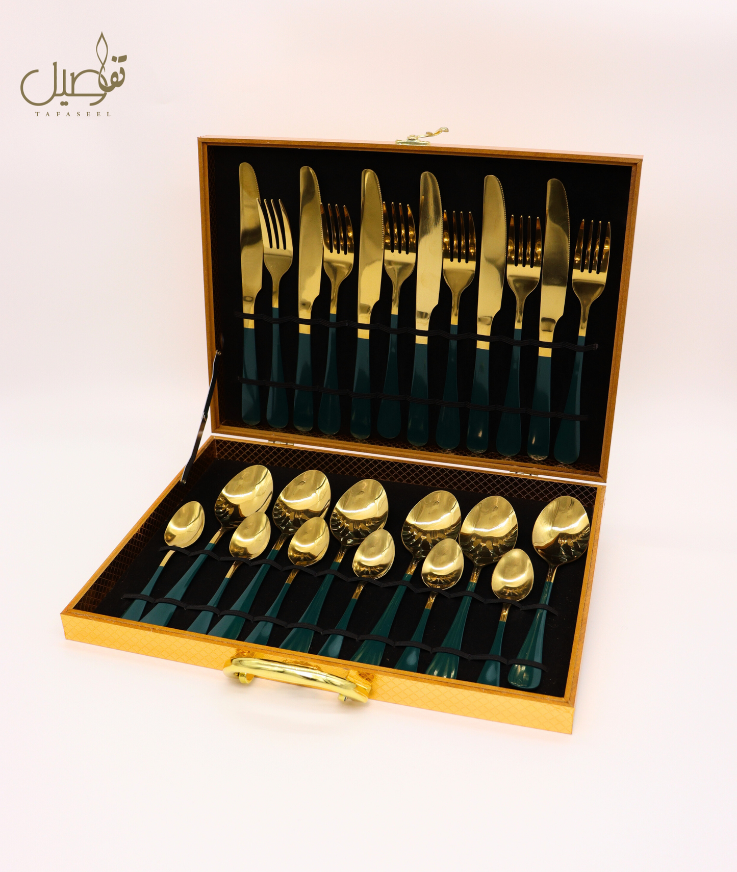 Set de couverts de 24 pièces