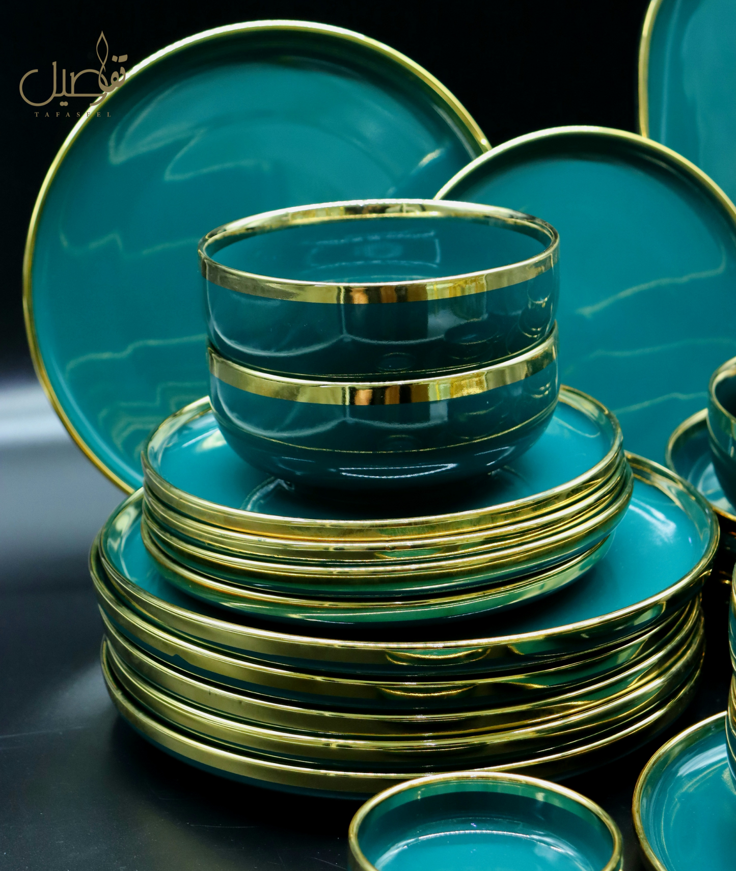 VAISSELLE PORCELAIRE VERT FONCE