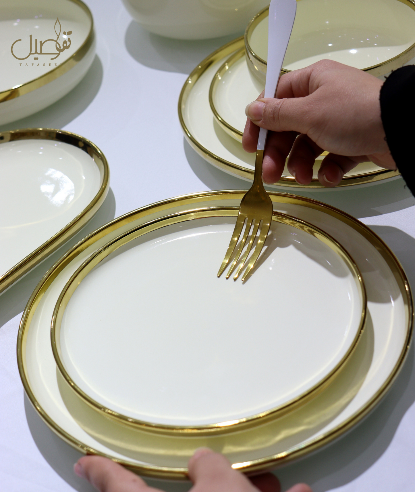 VAISSELLE PORCELAINE BLANC CASSE DORE