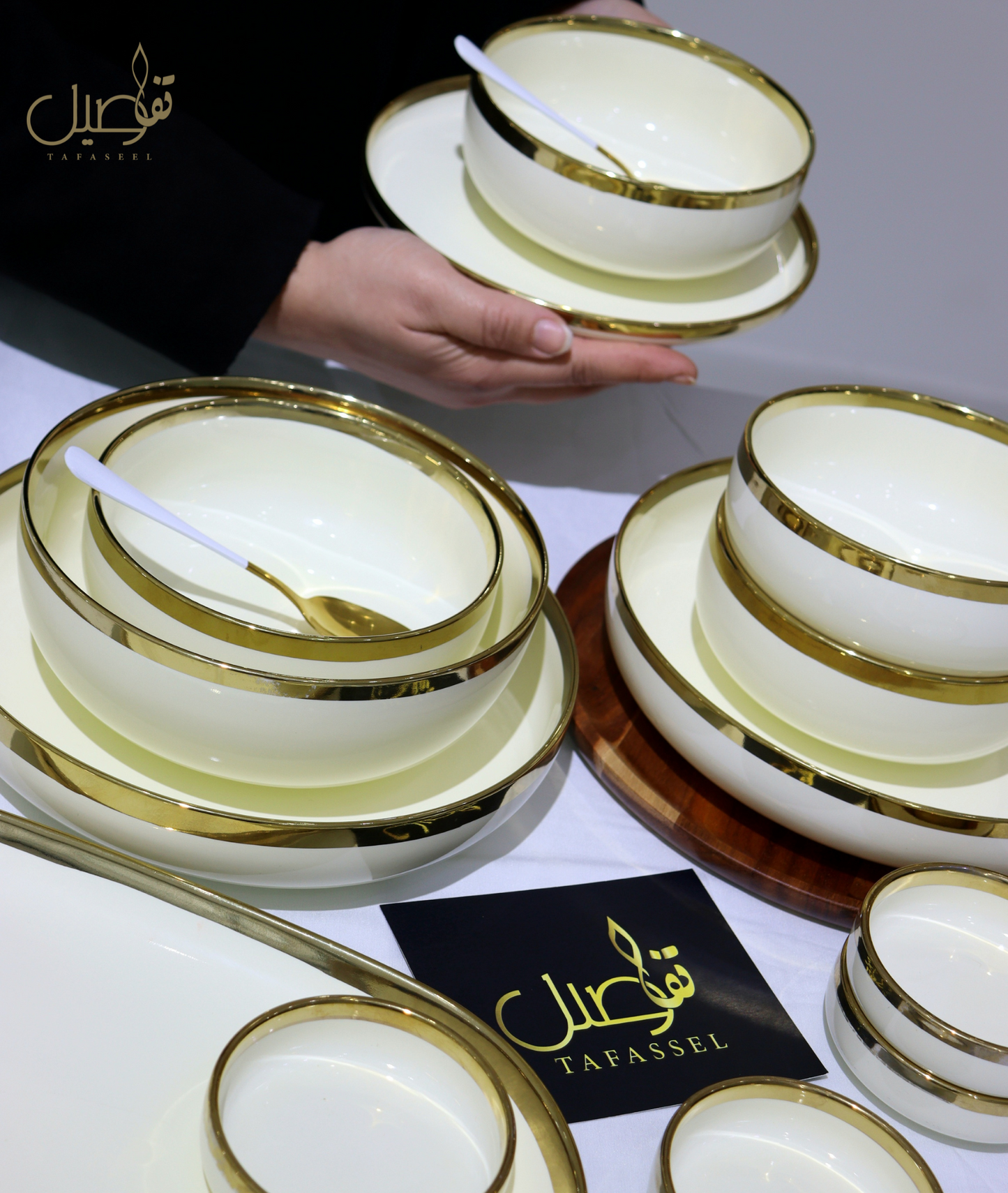 VAISSELLE PORCELAINE BLANC CASSE DORE