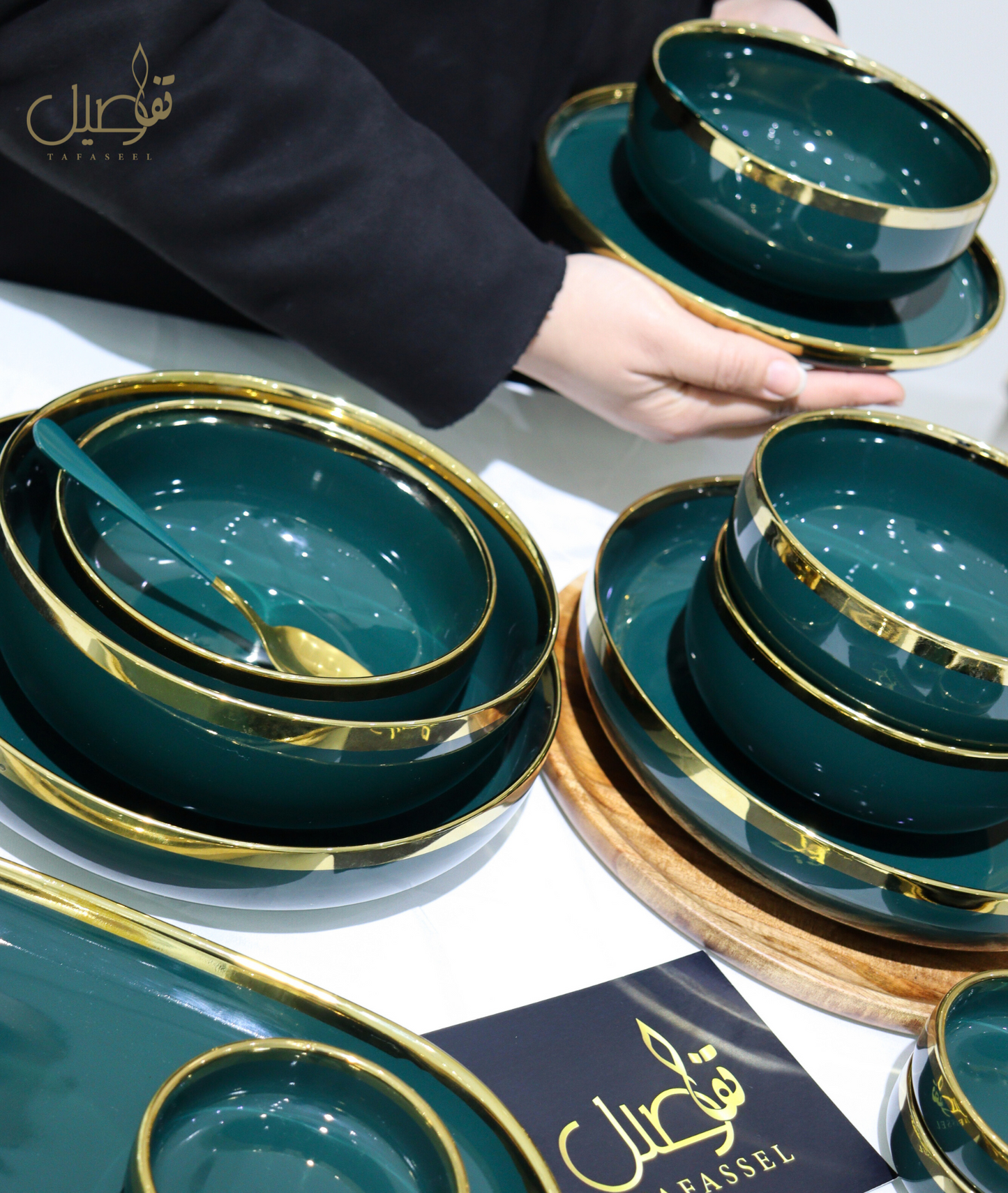 VAISSELLE PORCELAINE VERT ROYALE