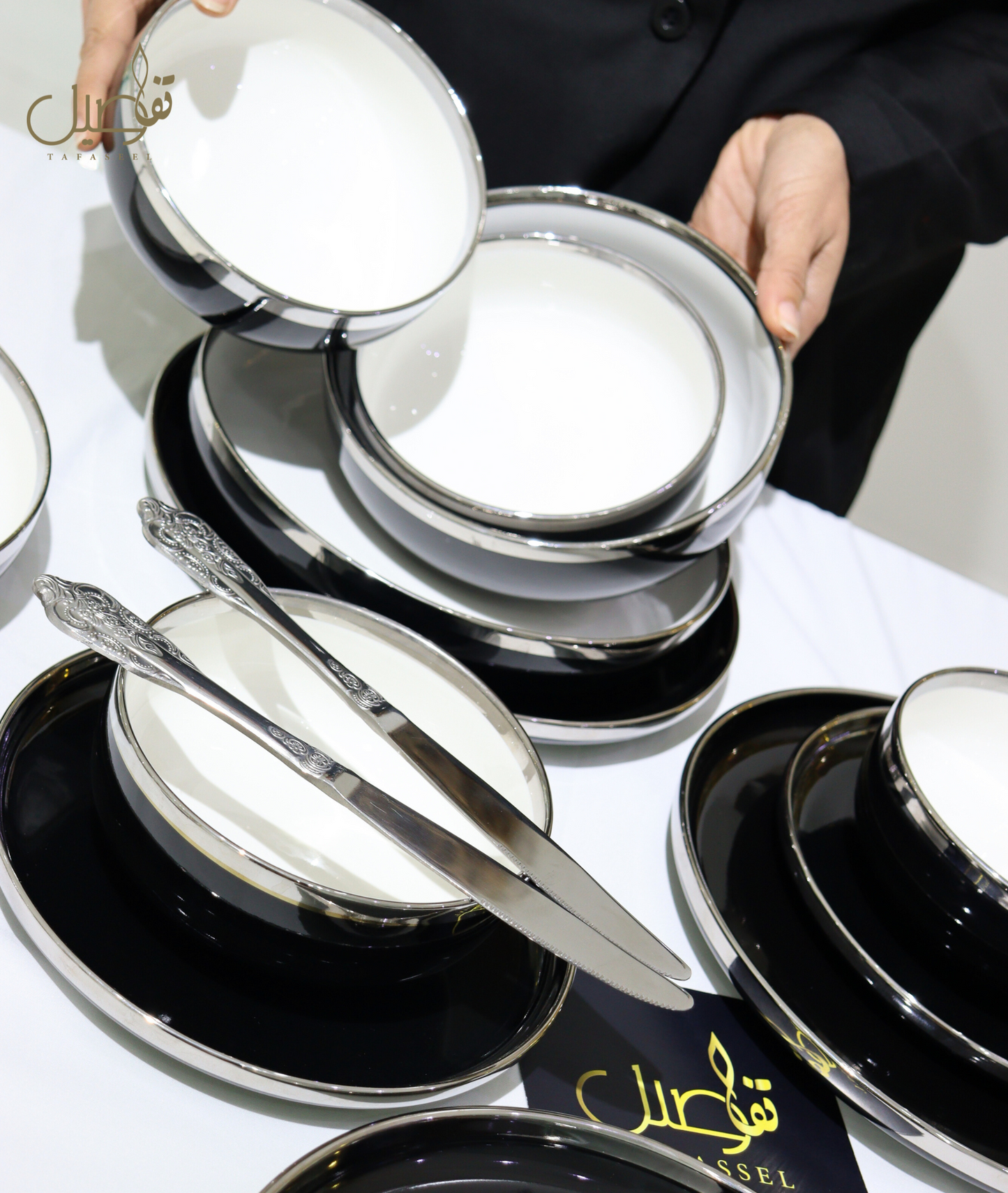 "ENSEMBLE LUXUEUX EN NOIR"🖤