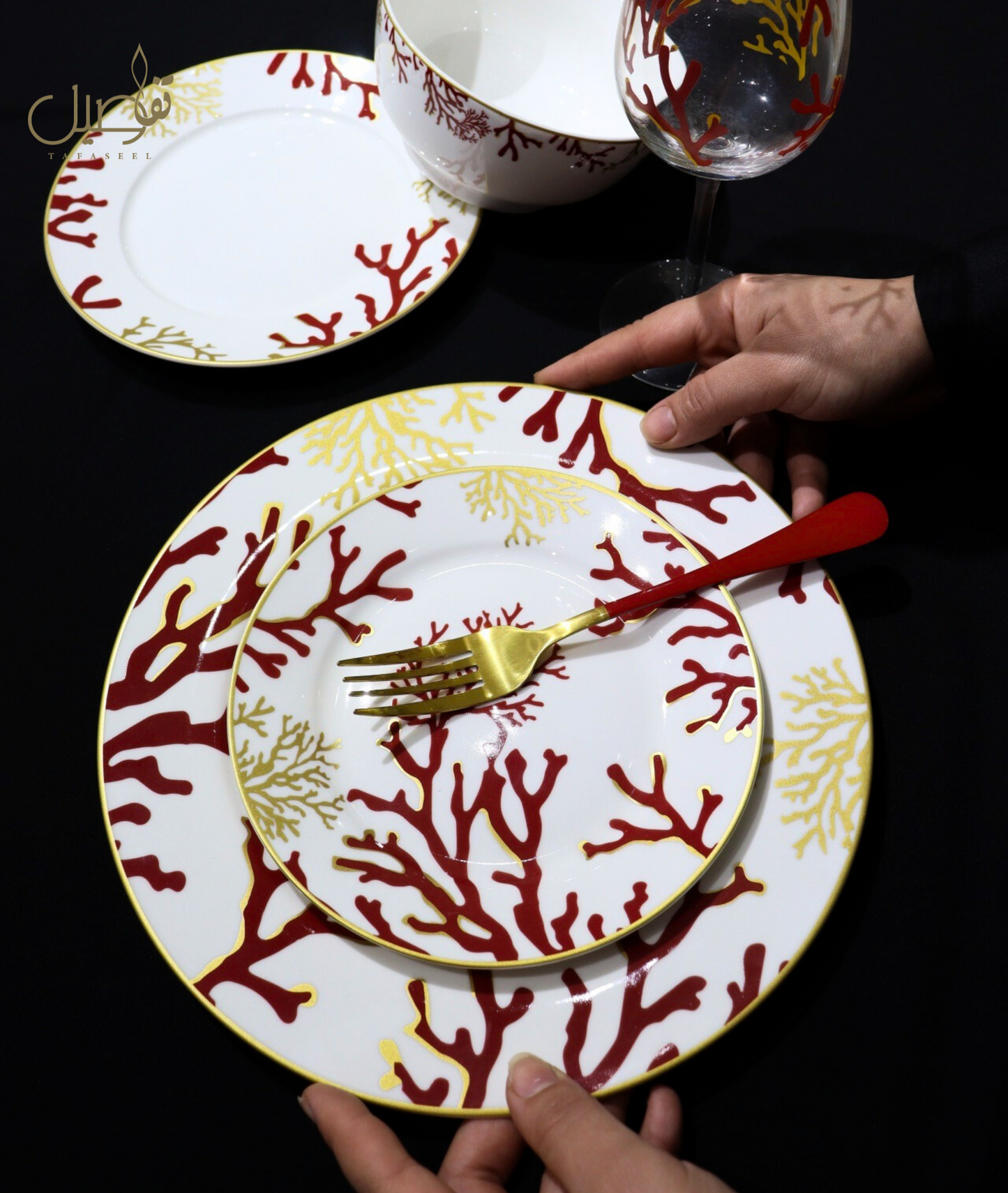 SERVICE DE 6 PERSONNES 24 PCS