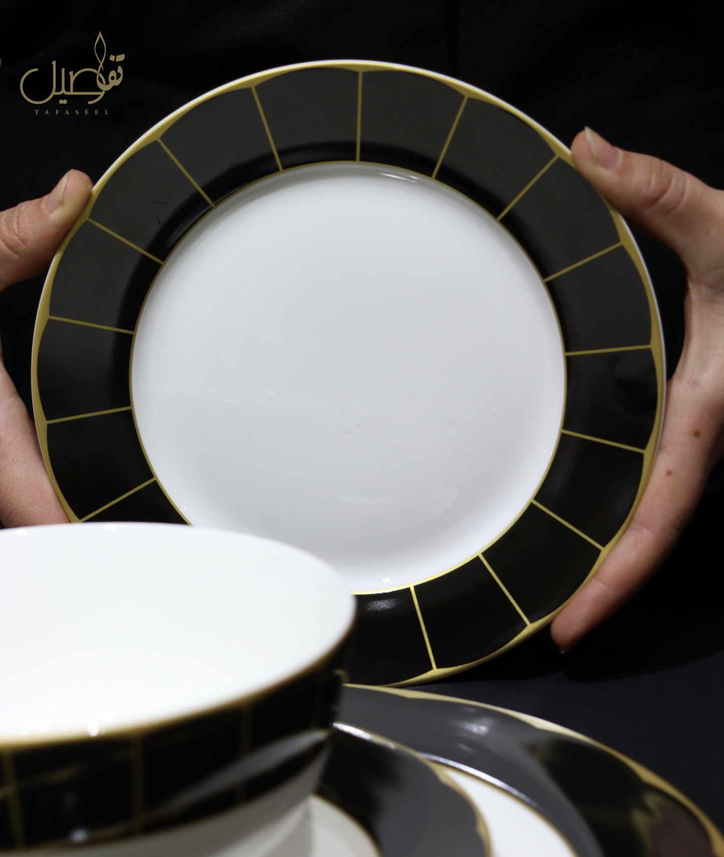 SERVICE DE TABLE  24 PCS